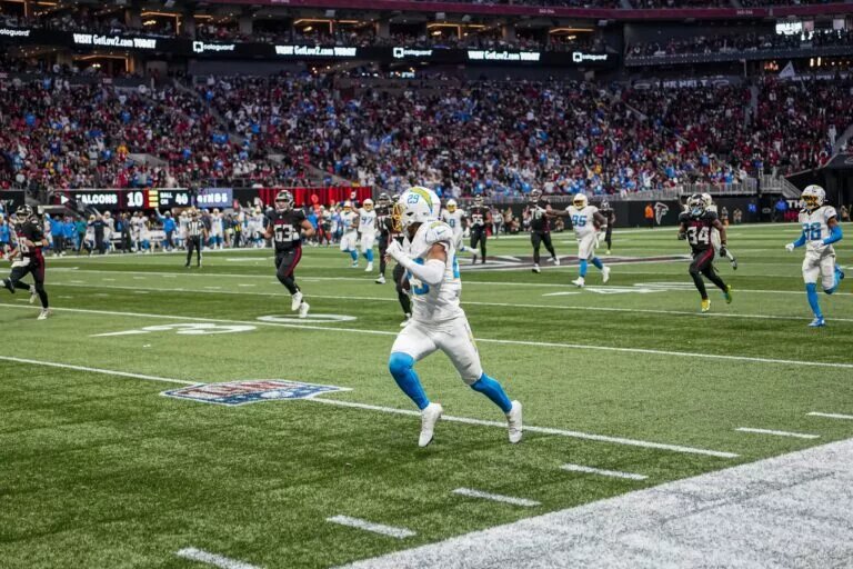 Chargers Tarheeb Still