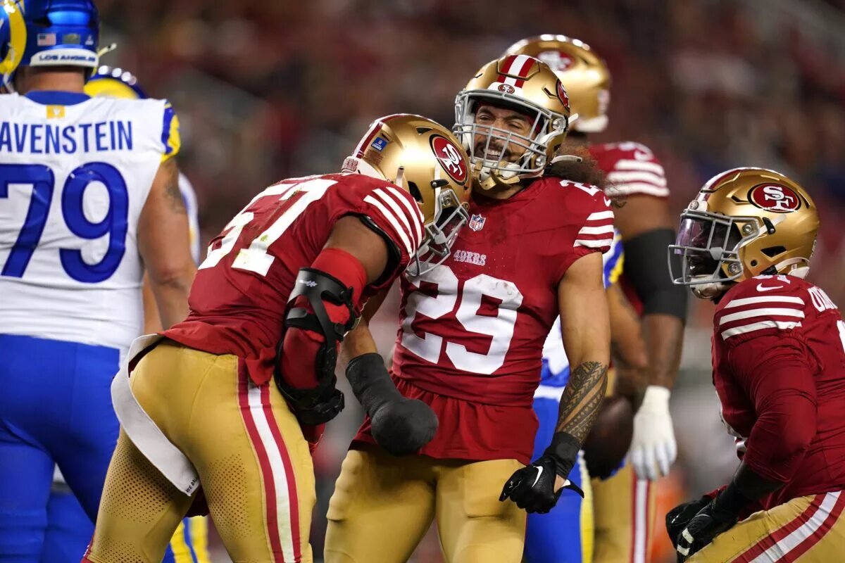 Dre Greenlaw Free Agent