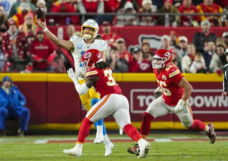 Nick Bolton Free Agent