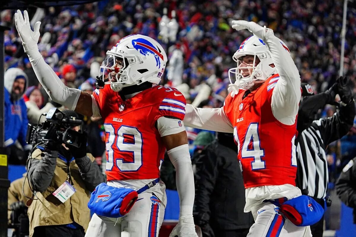 Cole Bishop and Cam Lewis of the Buffalo Bills