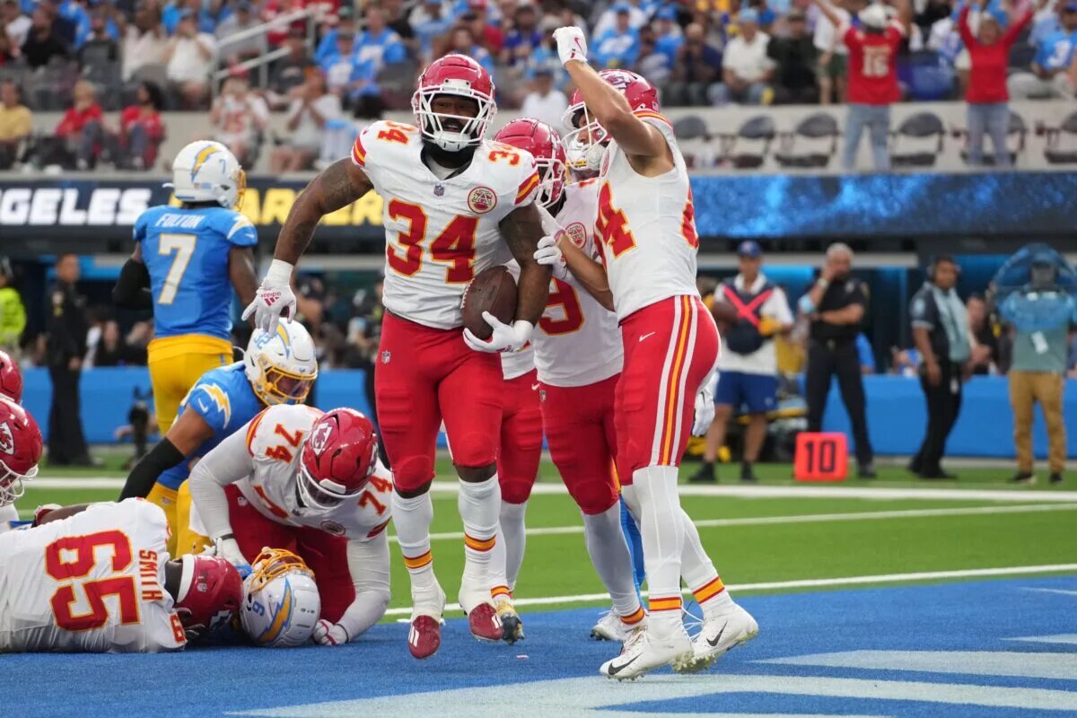 justin watson marquise brown return