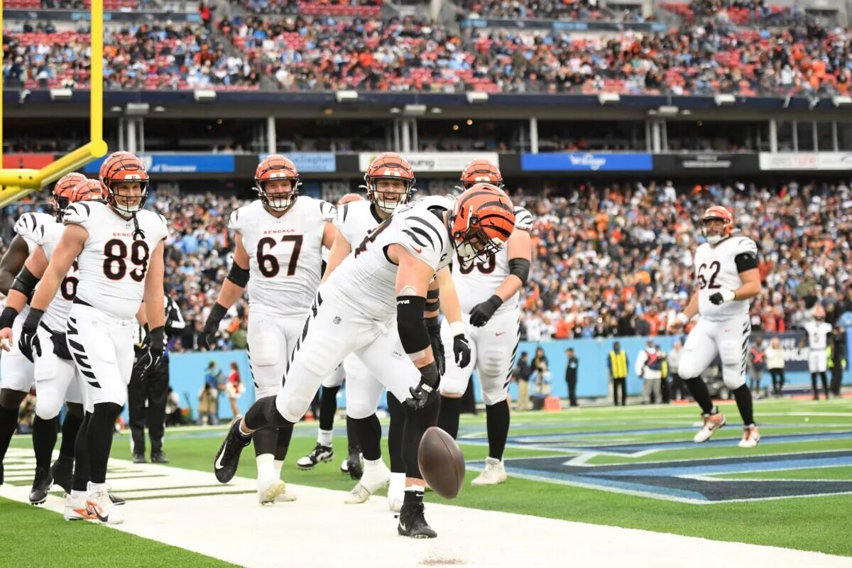sam hubbard injury