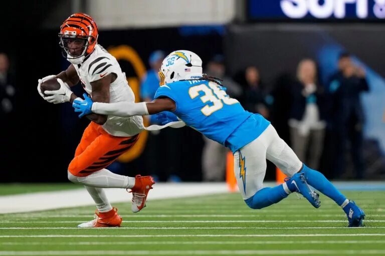 Tee Higgins Chargers
