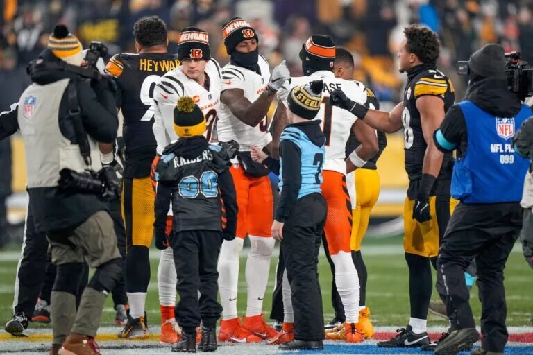 Tee Higgins Contract