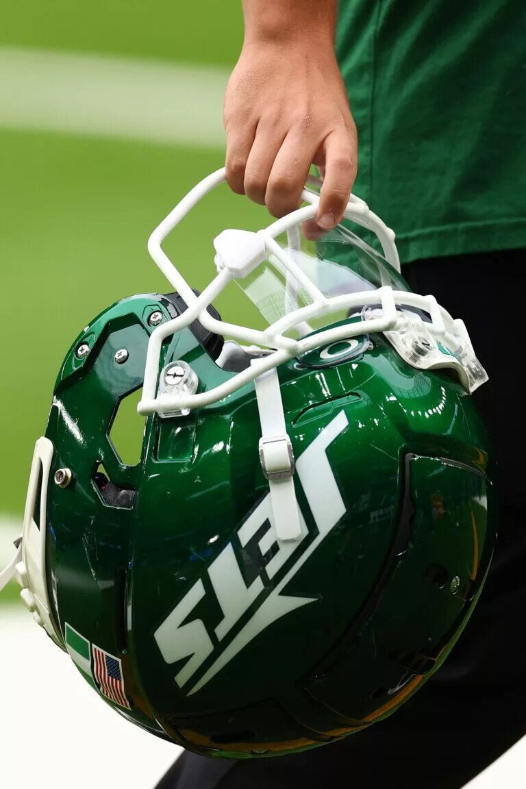 New York Jets helmet