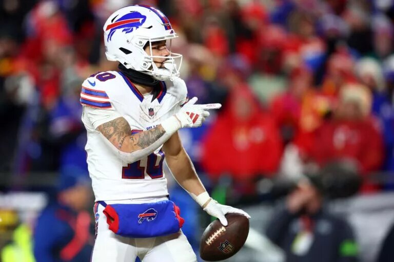 Bills wide receiver
