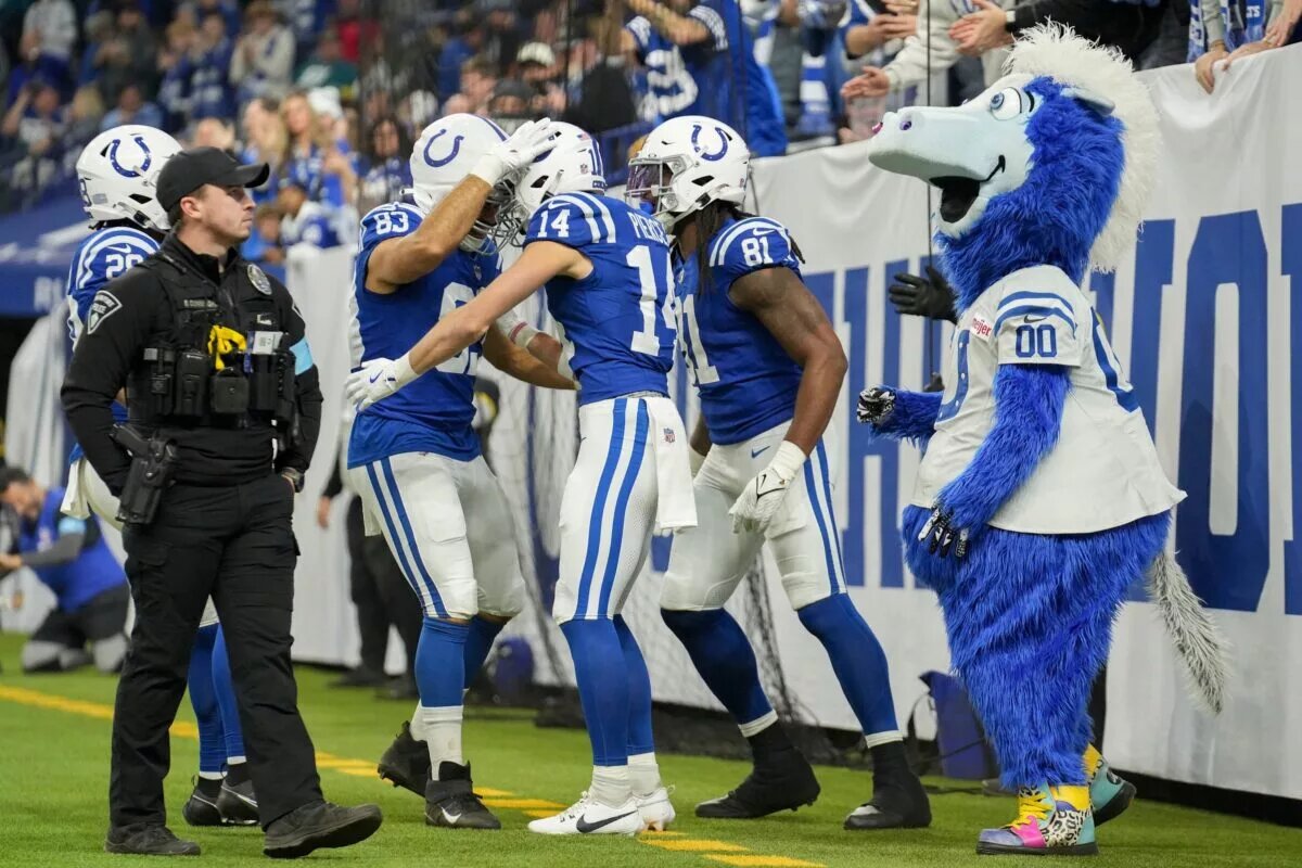 Colts trade rumors