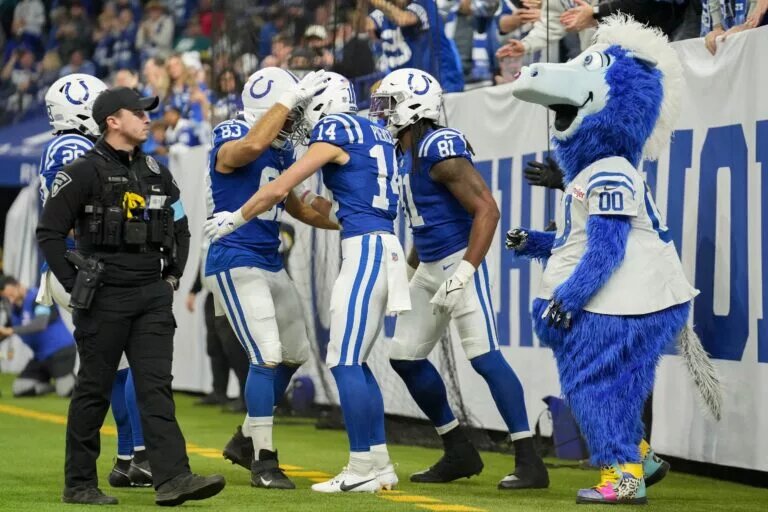 Colts trade rumors