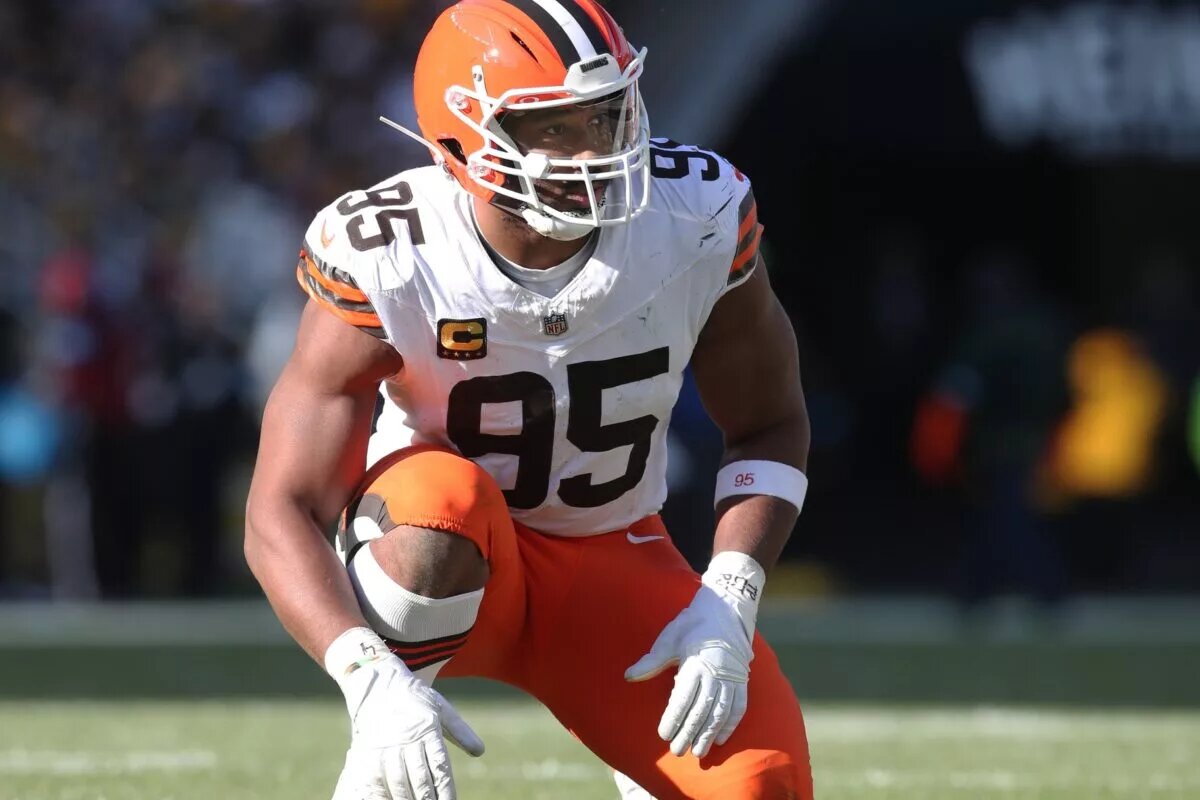 Myles Garrett Bears