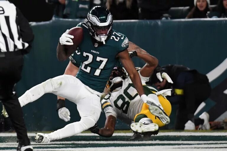 All Rookie defensive back Quinyon Mitchell, Philadelphia Eagles.