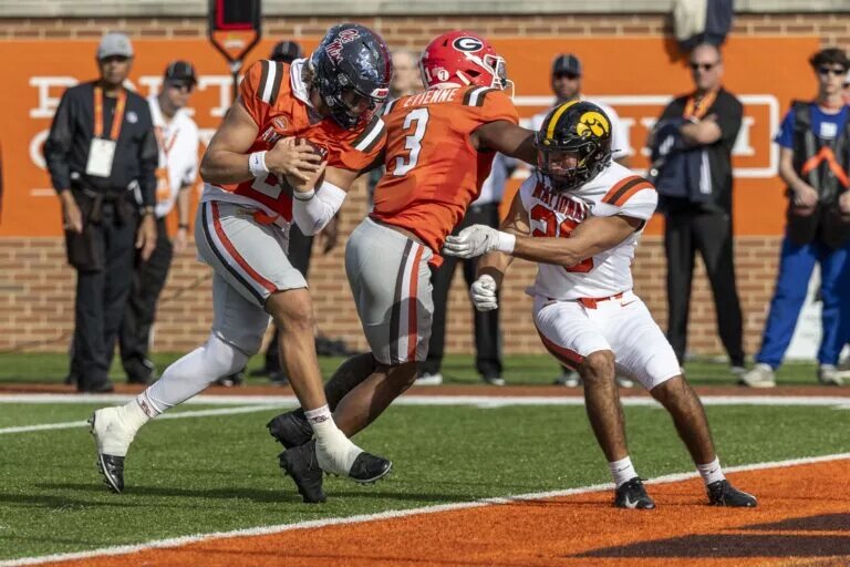 2025 NFL Draft prospect and Jets mock draft commodity Jaxson Dart, quarterback, Ole Miss