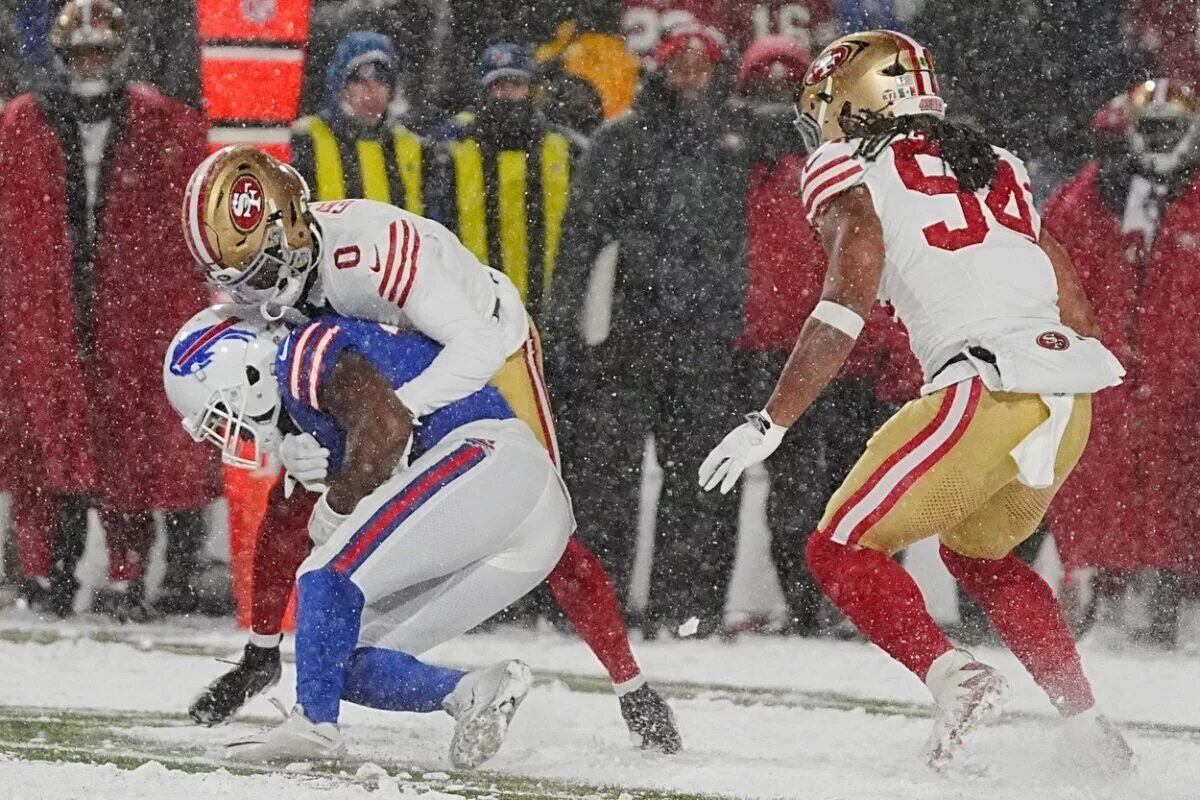 free agent amari cooper