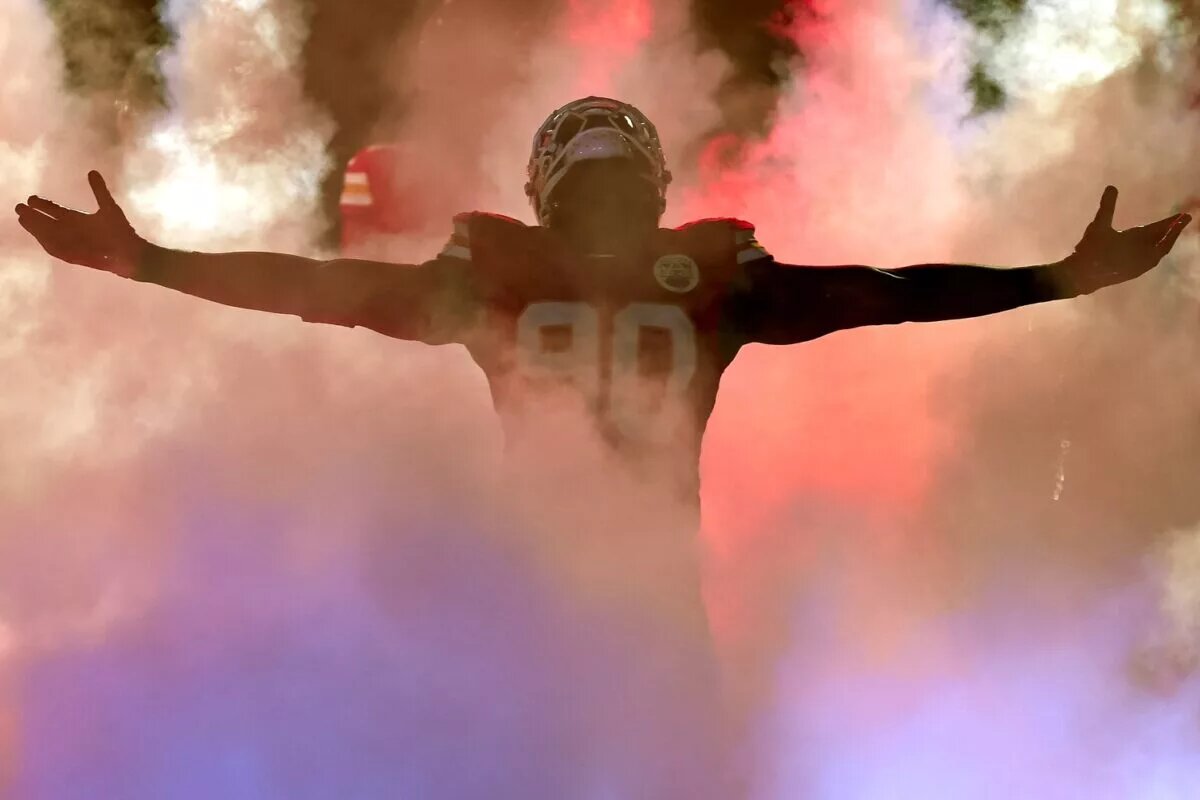 free agent charles omenihu