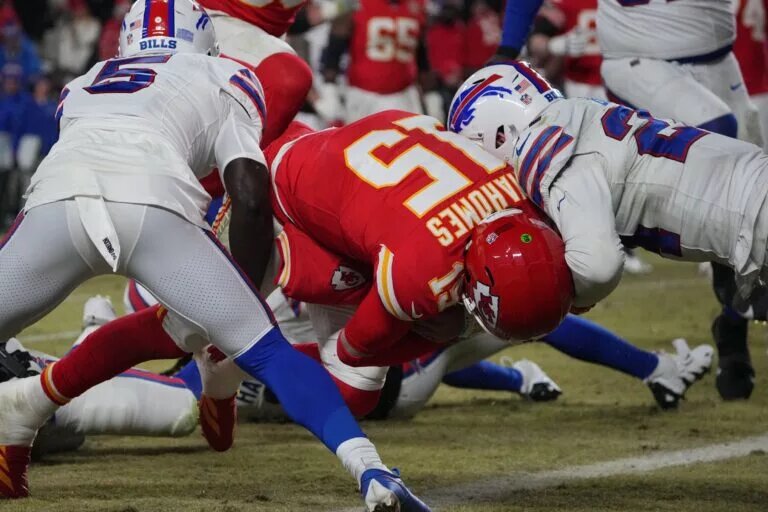 Bills Trade Kaiir Elam