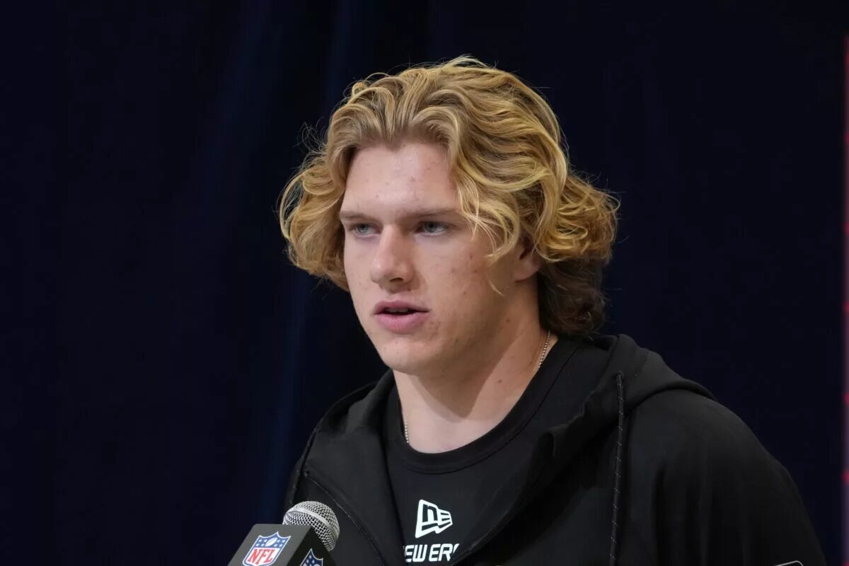 Carson Schwesinger NFL Draft