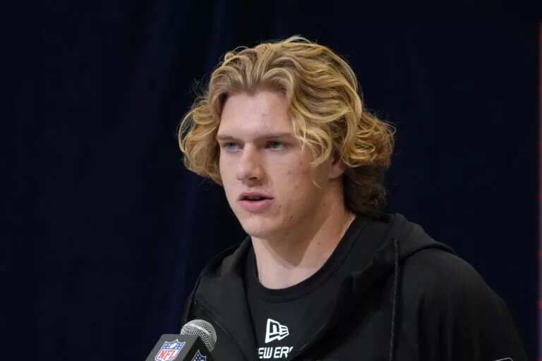 Carson Schwesinger NFL Draft