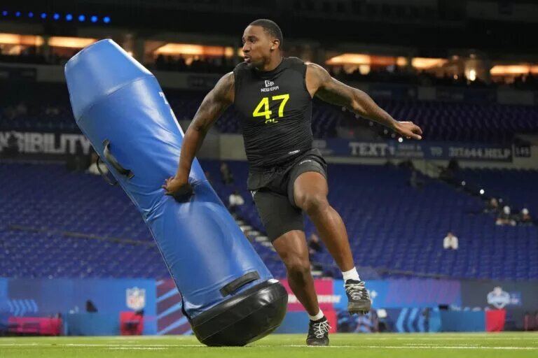 Donovan Ezeiruaku NFL Draft