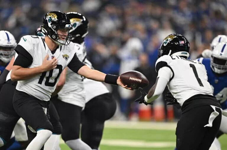 Jaguars Trade Travis Etienne