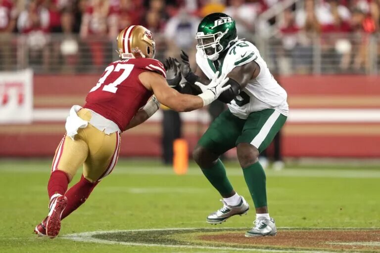 Morgan Moses Free Agent