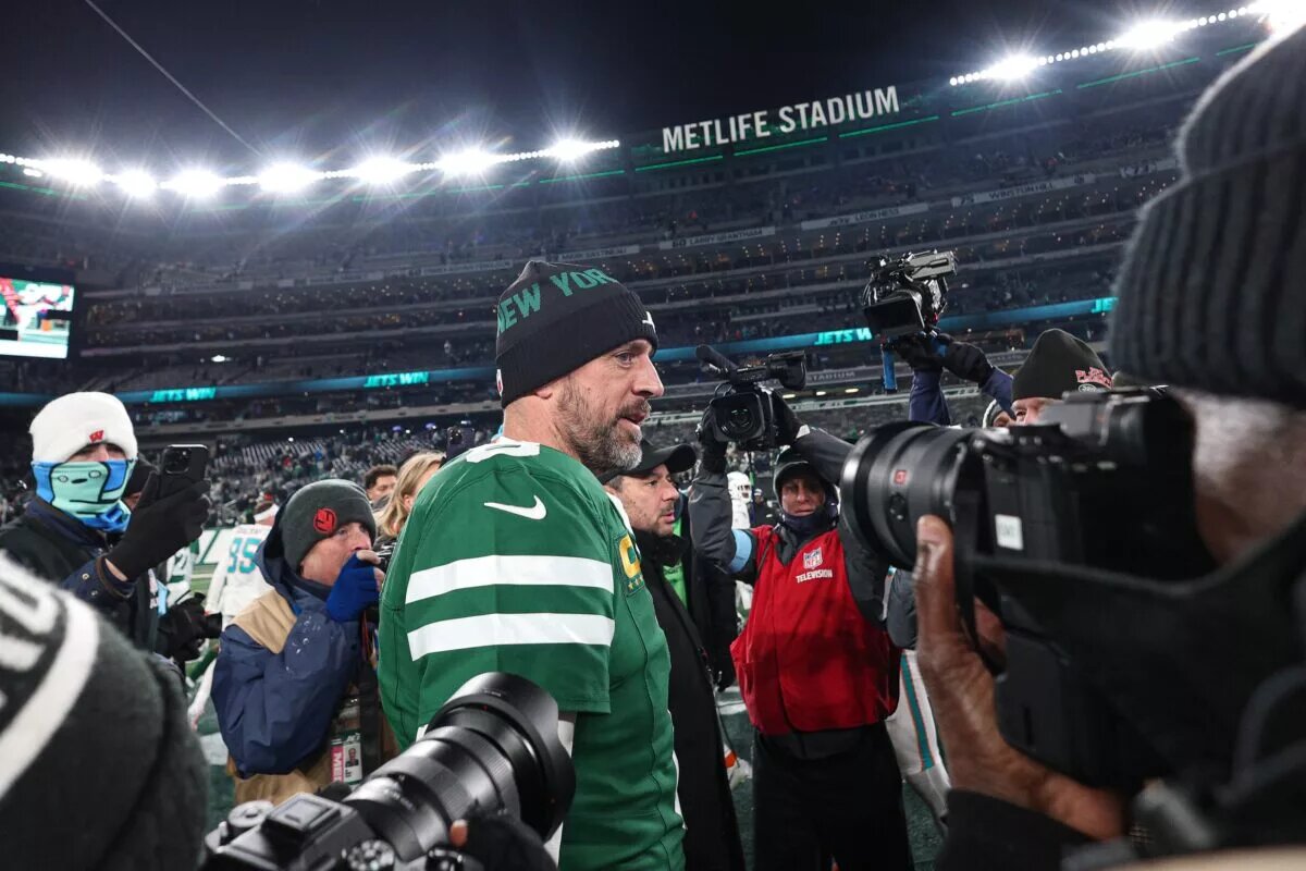 Aaron Rodgers, free agent, quarterback
