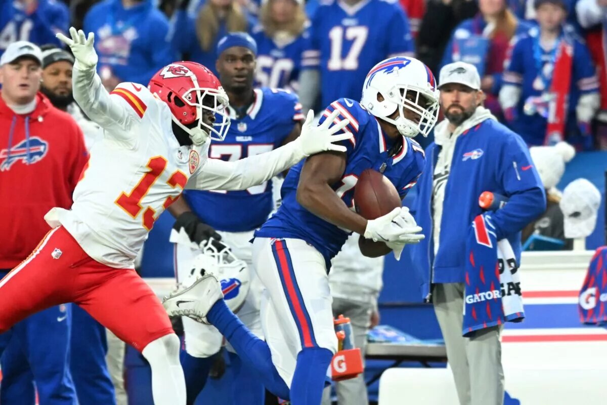free agent amari cooper