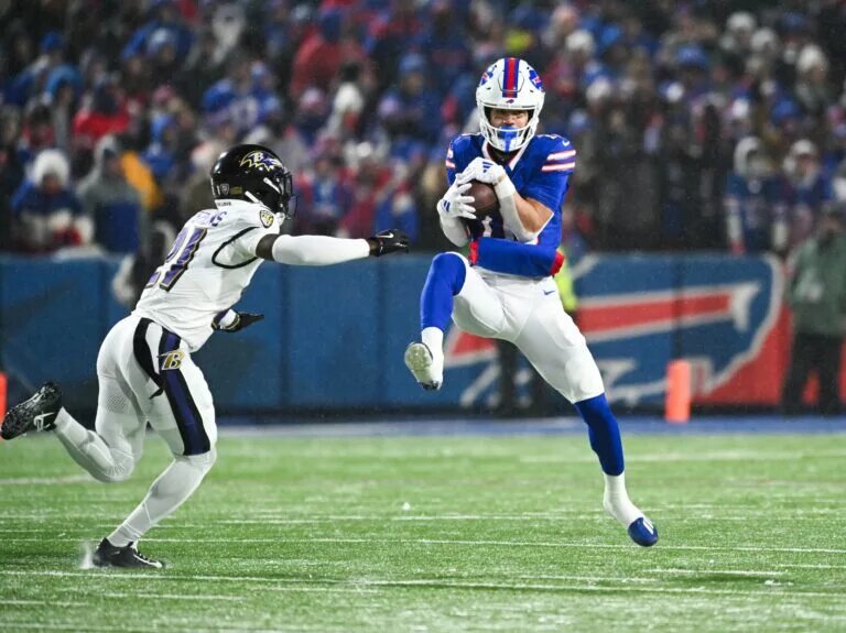 free agent brandon stephens