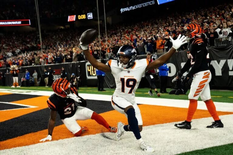 free agent mike hilton