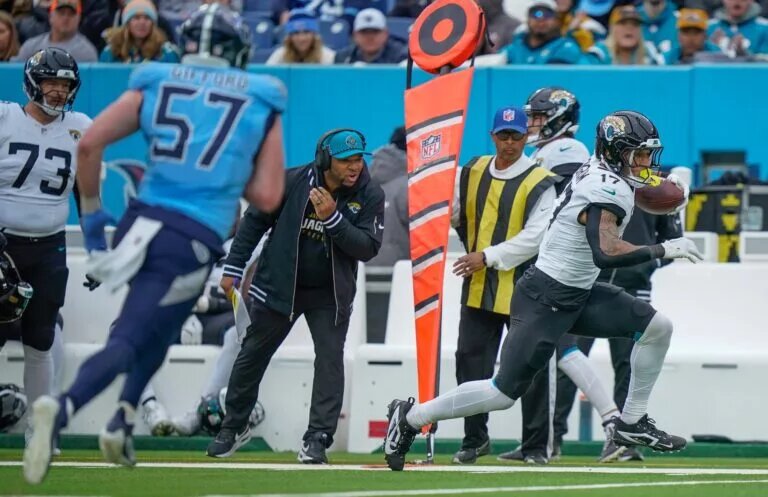 jaguars cut evan engram