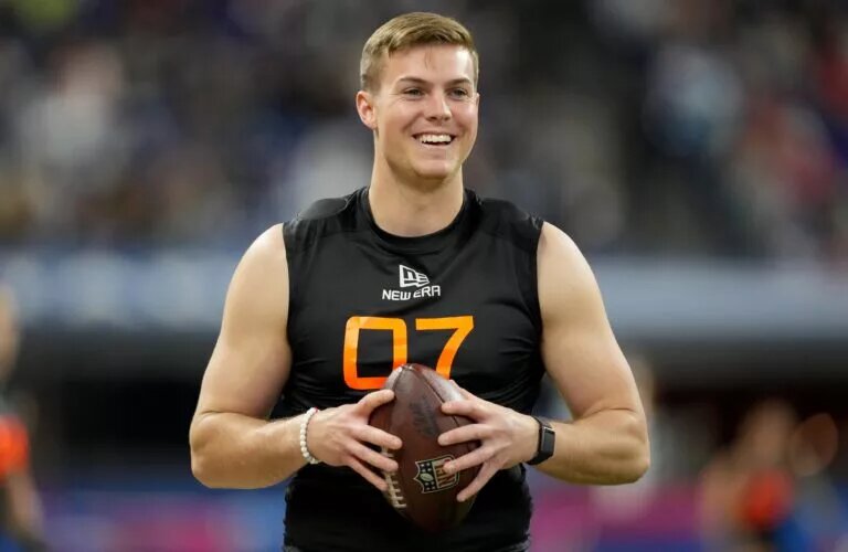 Colts draft quarterbacks