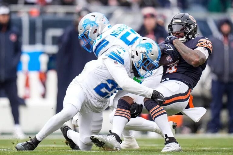 bears cut dandre swift
