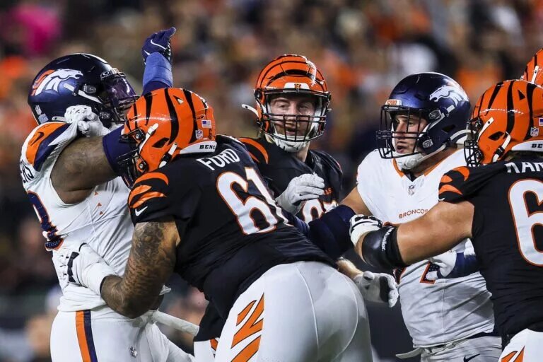 broncos trade franklin myers