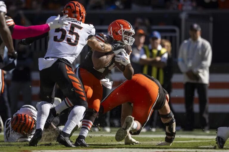 free agent nick chubb