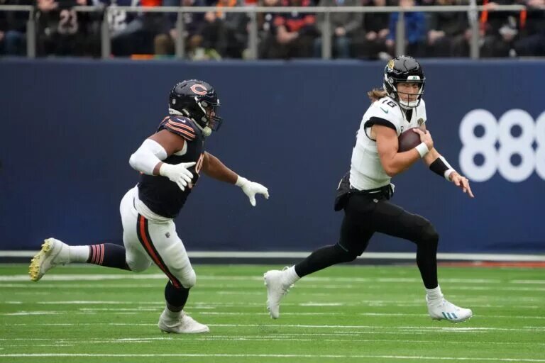 giants demarcus walker visit