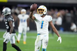 Chargers Trade Quentin Johnston