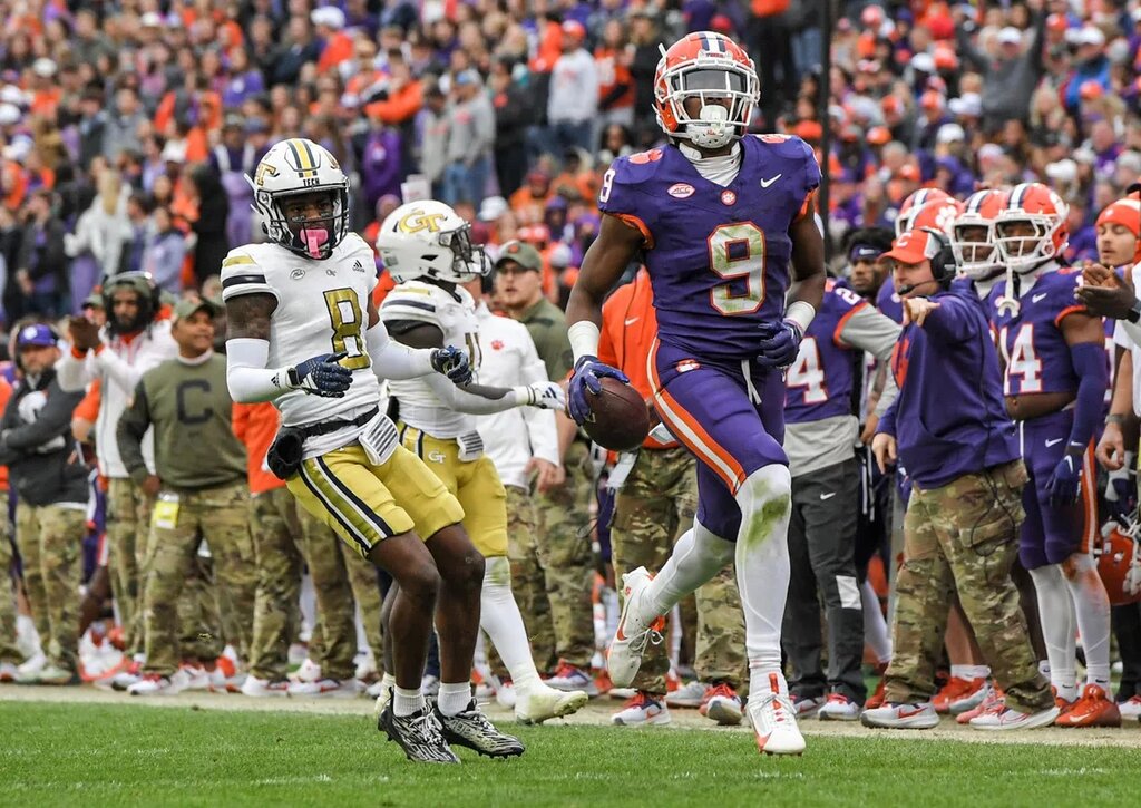 R.J. Mickens