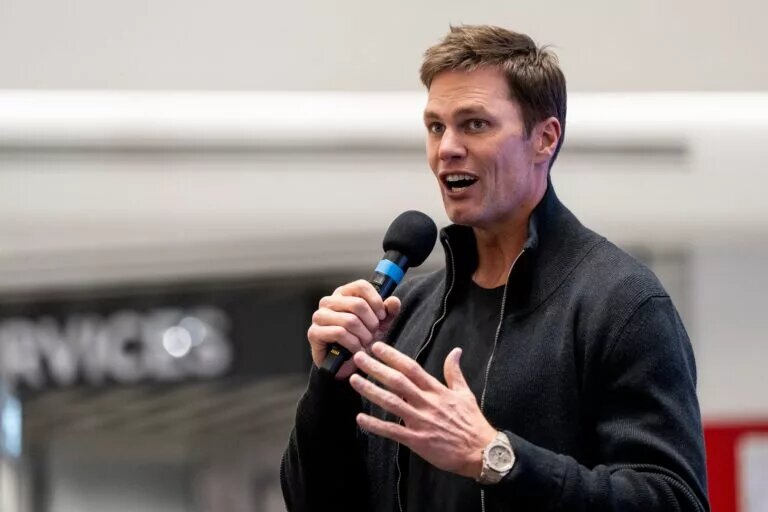 Tom Brady roasting Cowboys fans