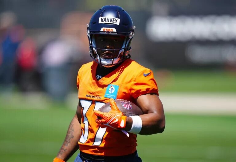 Fantasy football mock draft