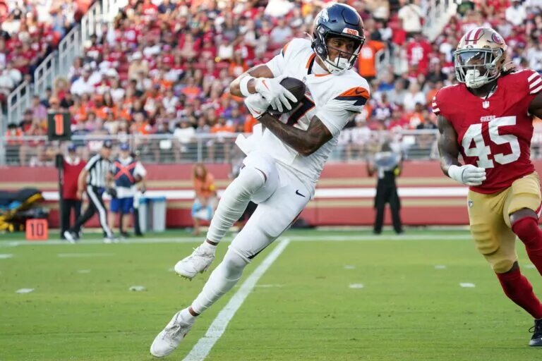 Denver Broncos traded Devaughn Vele