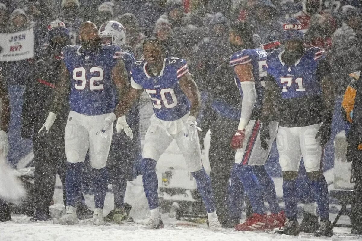 bills trade daquan jones