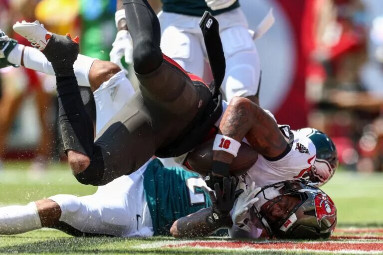 buccaneers trade trey palmer