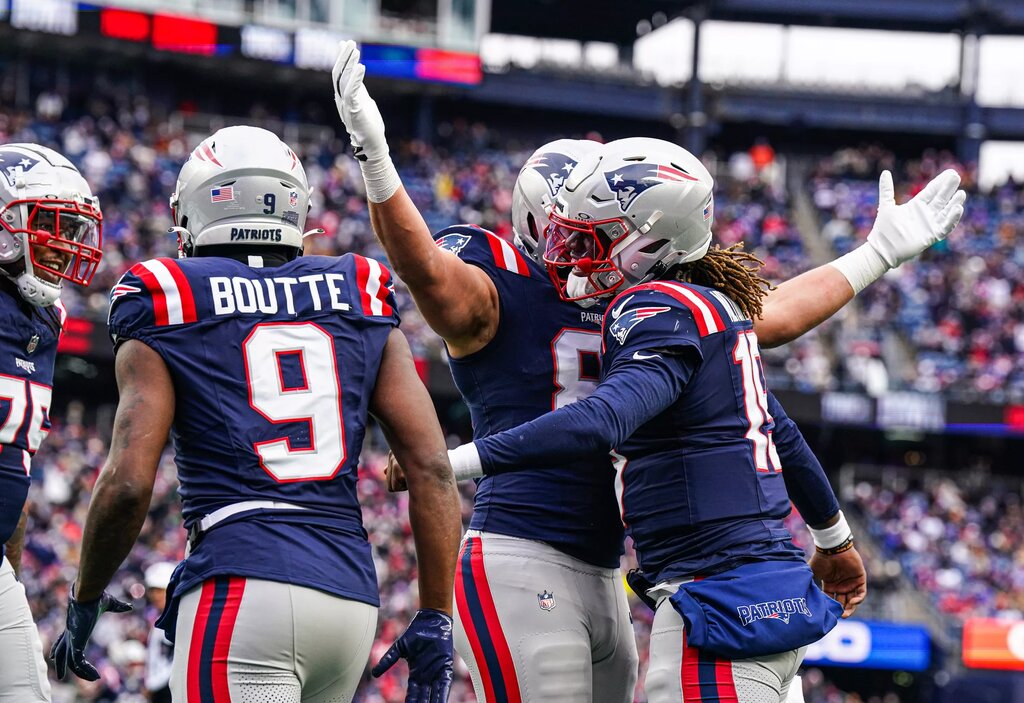 Patriots Trade Austin Hooper