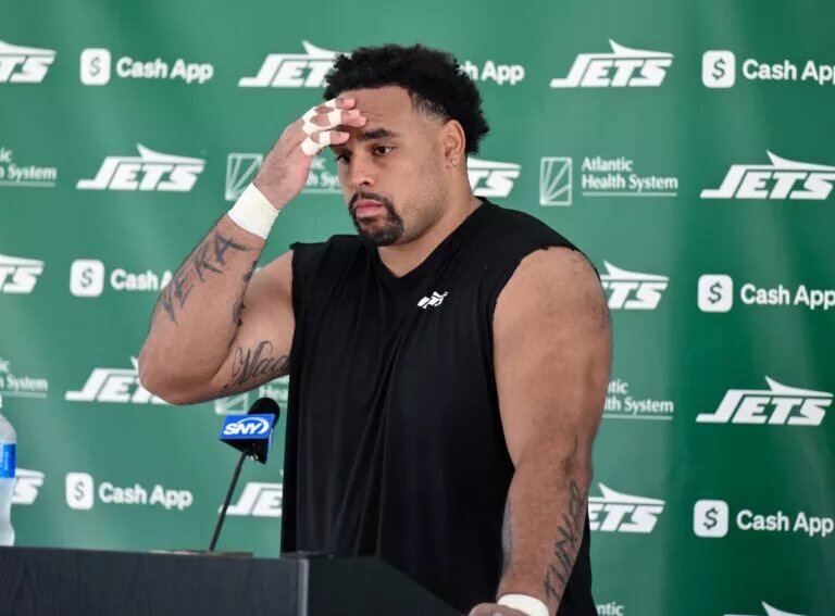 Alijah Vera-Tucker, right guard, New York Jets