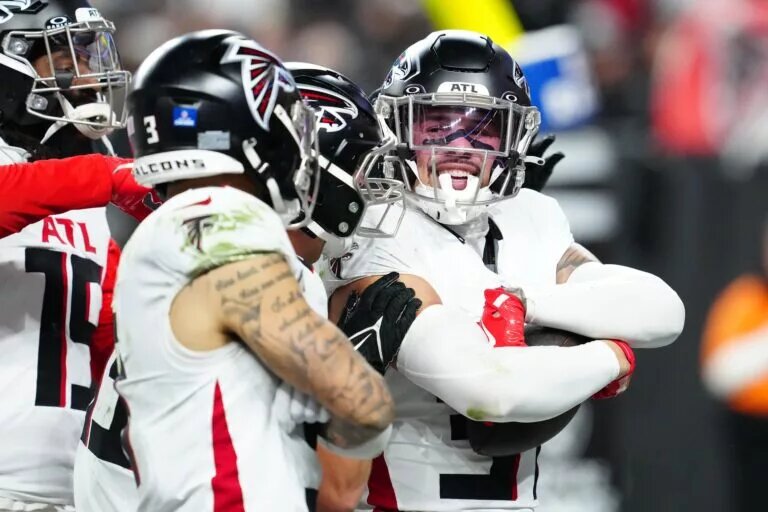 top remaining defensive free agents