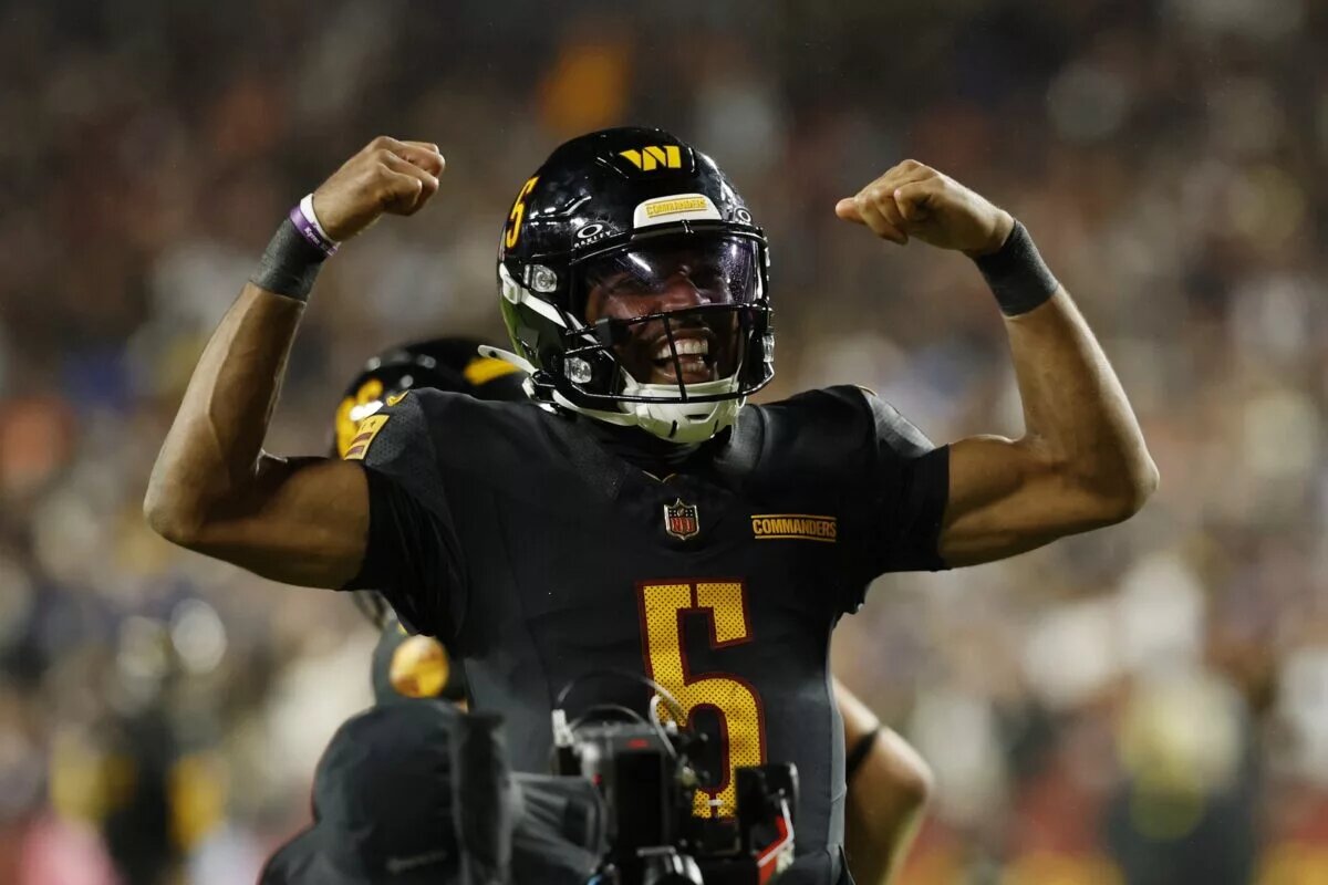 Jayden Daniels has surprising message about rival fanbase