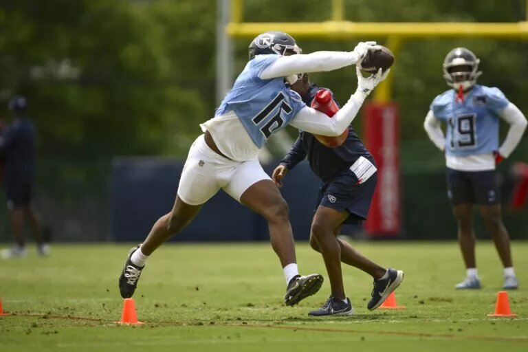 Treylon Burks, wide receiver, Free Agent
