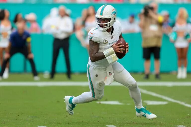 Miami Dolphins QB Tua Tagovailoa