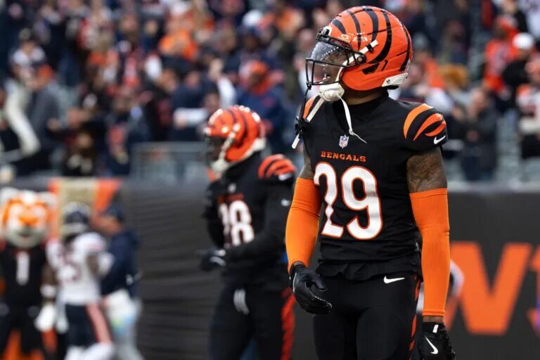 The Bengals Locker Room is Disintegrating In Real-Time