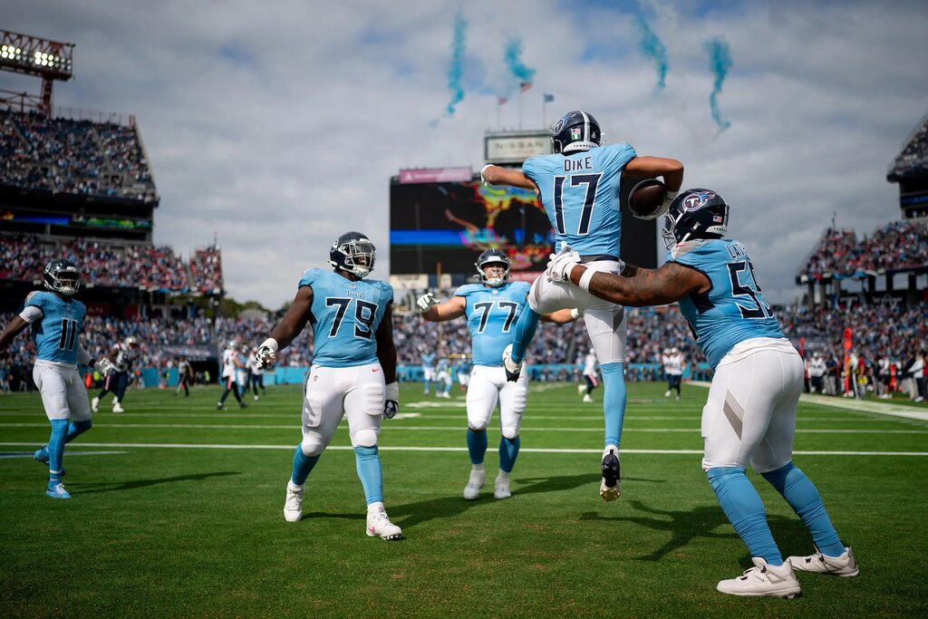 Chimere Dike Week 13 fantasy football waiver wire