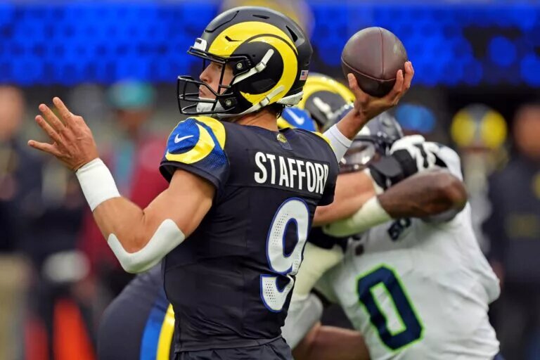 Week 12 Start Em/Sit Em Matthew Stafford. quarterback, Los Angeles Rams