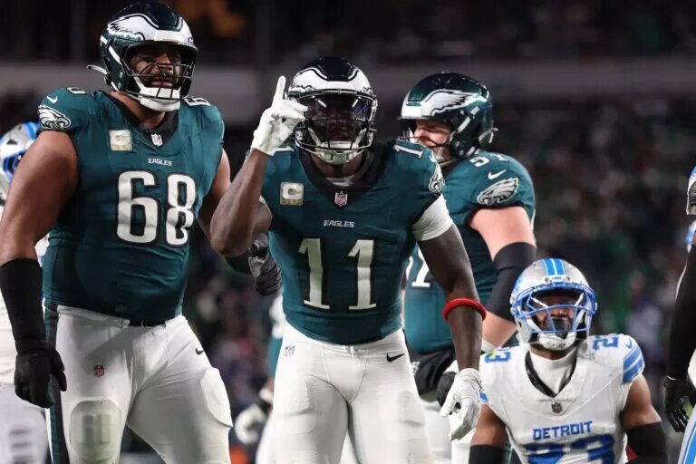 A.J. Brown Week 13 Start and Sit Fantasy Football